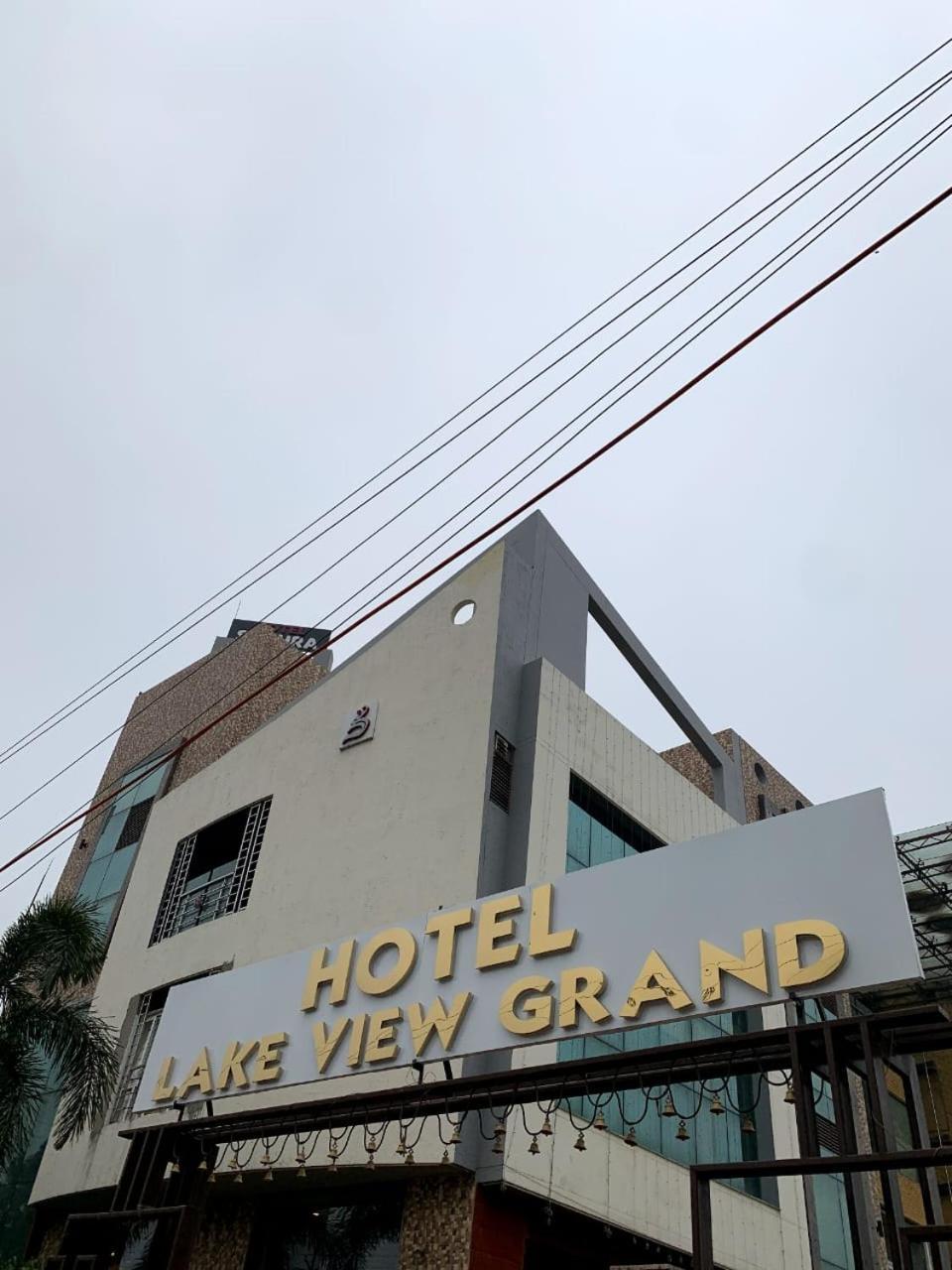 Hotel Lake View Grand Lucknow Buitenkant foto