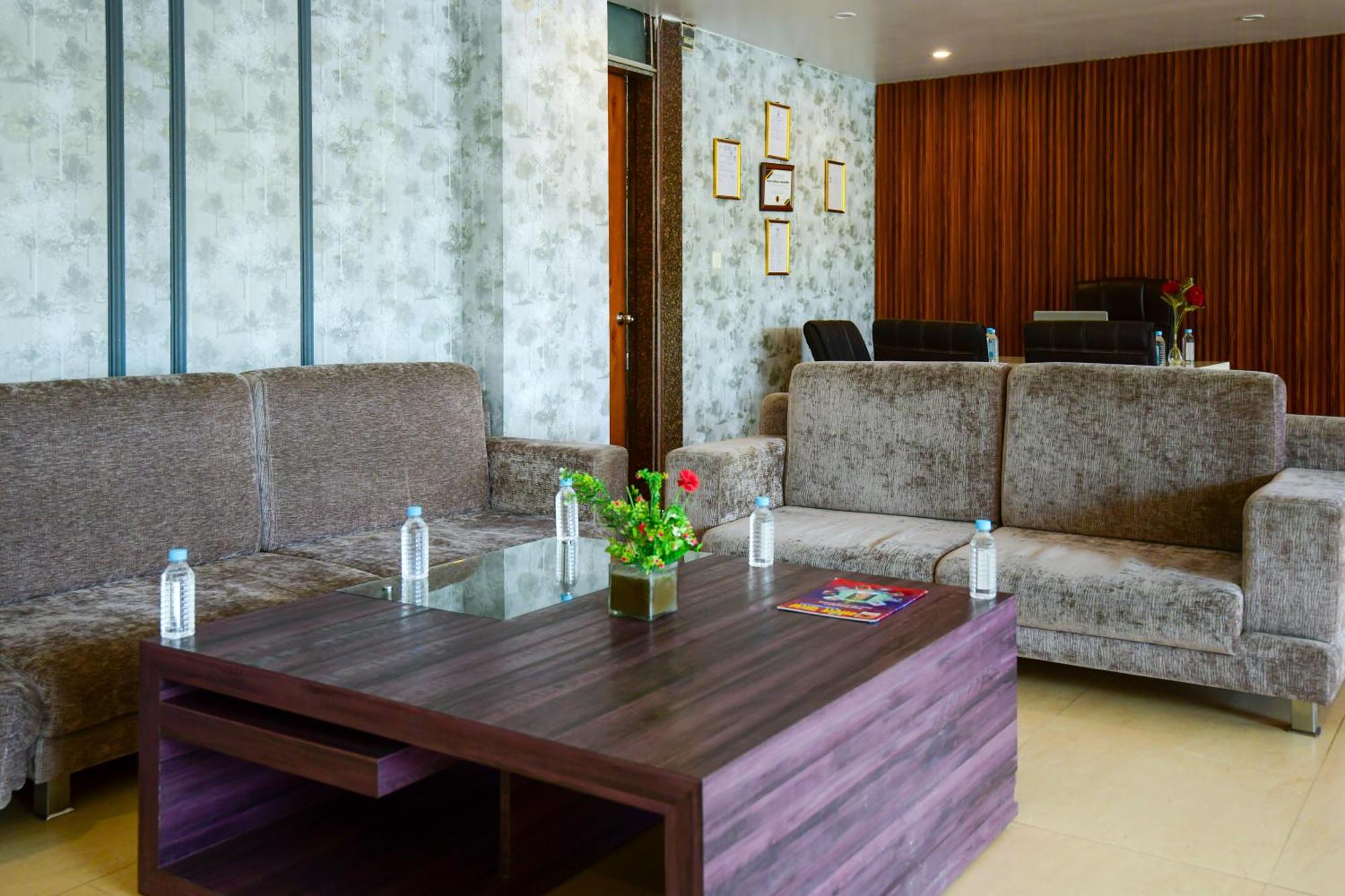 Hotel Lake View Grand Lucknow Buitenkant foto